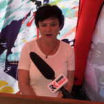 Stąporków. "Stacja: Wakacje" - mieszkańcy grali w kapsle oraz czytali fragmenty "Wesela" / Marek Wtorek / Radio Kielce