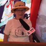 Stąporków. "Stacja: Wakacje" - mieszkańcy grali w kapsle oraz czytali fragmenty "Wesela" / Marek Wtorek / Radio Kielce