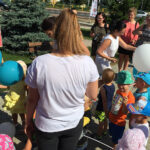 Stąporków. "Stacja: Wakacje" - mieszkańcy grali w kapsle oraz czytali fragmenty "Wesela" / Marek Wtorek / Radio Kielce