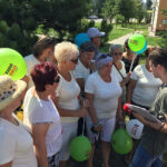 Stąporków. "Stacja: Wakacje" - mieszkańcy grali w kapsle oraz czytali fragmenty "Wesela" / Marek Wtorek / Radio Kielce