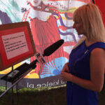 Stąporków. "Stacja: Wakacje" - mieszkańcy grali w kapsle oraz czytali fragmenty "Wesela" / Marek Wtorek / Radio Kielce