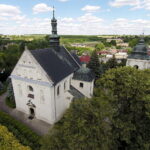 06.07.2017 Kije. Kościół, gdzie można obejrzeć replikę ornatu Ulricha Von Jungingena. / Jarosław Kubalski / Radio Kielce