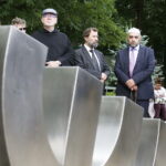 04.07.2017 Kielce. 71. rocznica pogromu kieleckiego. Uroczystości pod Pomnikiem Menory. / Jarosław Kubalski / Radio Kielce