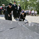 04.07.2017 Kielce. 71. rocznica pogromu kieleckiego. Uroczystości na cmentarzu  żydowskim na Pakoszu. / Jarosław Kubalski / Radio Kielce