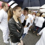 04.07.2017 Kielce. Protest pielęgniarek przed ŚCO. / Jarosław Kubalski / Radio Kielce