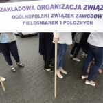 04.07.2017 Kielce. Protest pielęgniarek przed ŚCO. / Jarosław Kubalski / Radio Kielce
