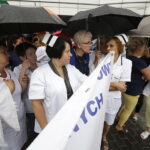 04.07.2017 Kielce. Protest pielęgniarek przed ŚCO. / Jarosław Kubalski / Radio Kielce