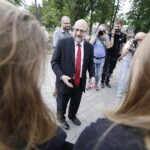 04.07.2017 Kielce. 71. rocznica pogromu kieleckiego. Uroczystości przy kamienicy Planty 7 / 9. Naczelny rabin Polski Michael Schudrich. / Jarosław Kubalski / Radio Kielce