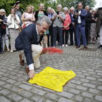 08.07.2017 Busko Zdrój. XXIII Międzynarodowy Festiwal Muzyczny im. Krystyny Jamroz. Słoneczko w Aleji Gwiazd odsłonił Vadim Brodski. / Jarosław Kubalski / Radio Kielce