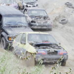 09.07.2017 Nowiny. Wyścigi wraków. Wrak Race. / Jarosław Kubalski / Radio Kielce