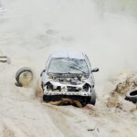 09.07.2017 Nowiny. Wyścigi wraków. Wrak Race. / Jarosław Kubalski / Radio Kielce