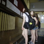 12.07.2017 Kielce. Listy przyjętych w II LO. / Jarosław Kubalski / Radio Kielce