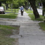 14.07.2017 Kielce. Chodnik przy ulicy Marszałkowskiej. / Jarosław Kubalski / Radio Kielce