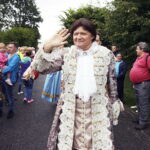 15.07.2017 Adamów. Kuźnice Koneckie. Inscenizacja powitania króla Augusta Poniatowskiego. Zagrał go reżyser Andrzej Skorupski. / Jarosław Kubalski / Radio Kielce