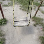 20.07.2017 Kielce. Zaniedbany plac zabaw przy ulicy Lecha. / Jarosław Kubalski / Radio Kielce