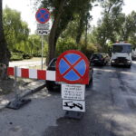 20.07.2017 Kielce. Sprzątanie ulicy Kaczmarka. Zawadzające samochody zostały odholowane. / Jarosław Kubalski / Radio Kielce