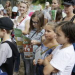27.07.2017 Kielce. Spacer z ilustrowanym przewodnikiem - "Niemapą". / Jarosław Kubalski / Radio Kielce