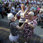 22.07.2017 Jędrzejów. Potańcówka z Radiem Kielce. / Jarosław Kubalski / Radio Kielce