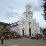 Muzyczne Podróże. Kolumbia - Medellin i Guatape / Zbigniew Batorski