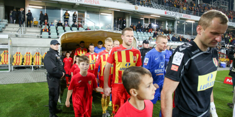 02.11.2015 Korona Kielce - Termalica Bruk-Bet Nieciecza / Stanisław Blinstrub / Radio Kielce