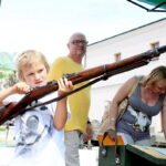 01.07.2017 Kielce. OMPiO. Stary sprzęt wojskowy na Wzgórzu Zamkowym. / Marzena Mąkosa / Radio Kielce