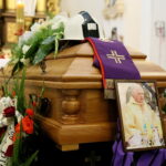 01.07.2017 Chmielnik. Pogrzeb księdza Jana Biernackiego. / Marzena Mąkosa / Radio Kielce