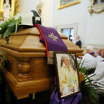 01.07.2017 Chmielnik. Pogrzeb księdza Jana Biernackiego. / Marzena Mąkosa / Radio Kielce