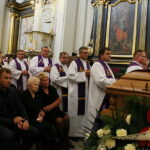 01.07.2017 Chmielnik. Pogrzeb księdza Jana Biernackiego. / Marzena Mąkosa / Radio Kielce