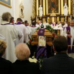 01.07.2017 Chmielnik. Pogrzeb księdza Jana Biernackiego. / Marzena Mąkosa / Radio Kielce