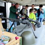 02.07.2017 Kielce. Militarna ekspozycja na Wzgórzu Zamkowym. / Marzena Mąkosa / Radio Kielce