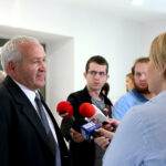 03.07.2017 Kielce. Wręczenie not identyfikacyjnych rodzinom odnalezionych. / Marzena Mąkosa / Radio Kielce