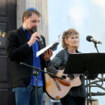 04.07.2017 Kielce. Koncert kantorów żydowskich przed budynkiem dawnej synagogi kieleckiej. / Marzena Mąkosa / Radio Kielce