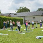 08.07.2017 Kielce. Joga w ogrodzie włoskim. / Marzena Mąkosa / Radio Kielce