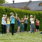 08.07.2017 Kielce. Joga w ogrodzie włoskim. / Marzena Mąkosa / Radio Kielce