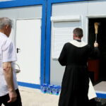 20.07.2017 Kielce. Poświęcenie szatni na stadionie Czarnovii. / Marzena Mąkosa / Radio Kielce