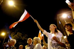 24.07.2017 Kielce. Manifestacja przed Sądem Okręgowym. / Marzena Mąkosa / Radio Kielce