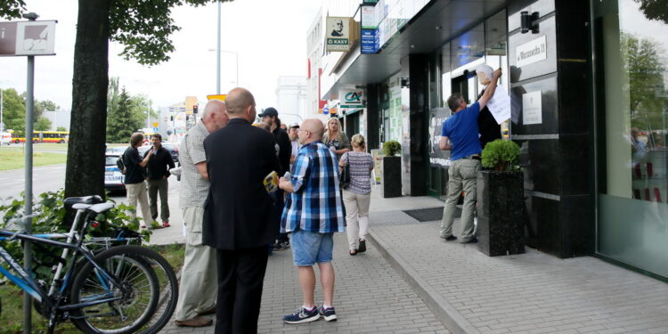 26.07.2017 Kielce. Protest obywatelski przy ulicy Warszawskiej. / Marzena Mąkosa / Radio Kielce