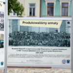 26.07.2017 Kielce. Wystawa fotografii na kieleckim Rynku przygotowana przez Towarzystwo Przyjaciół Starachowic. / Marzena Mąkosa / Radio Kielce