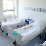 27.07.2017 Kielce. Klinika Chirurgii Ogólnej, Onkologicznej i Endokrynologicznej na Czarnowie po remoncie. / Marzena Mąkosa / Radio Kielce