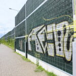 28.07.2017 Kielce. Wandale niszczą - miasto wydaje tysiące złotych na naprawy. / Marzena Mąkosa / Radio Kielce