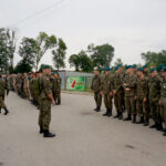 07.08.2017 Słomniki. Poranny apel Kadrówki. / Katarzyna Prędotka - Radio Kielce / Kadrówka przygotowuje się do wymarszu ze Słomnik w kierunku Miechowa.