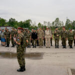 07.08.2017 Słomniki. Poranny apel Kadrówki. / Katarzyna Prędotka - Radio Kielce / Kadrówka przygotowuje się do wymarszu ze Słomnik w kierunku Miechowa.