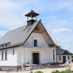 Kaplica pogrzebowa na cmentarzu w Stopnicy / Urząd Miasta i Gminy Stopnica / Kaplica pogrzebowa na cmentarzu w Stopnicy