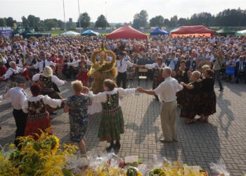 27.08.2017 Sędziszów. Dożynki powiatu jędrzejowskiego / Ewa Pociejowska-Gawęda - Radio Kielce / 27.08.2017 Sędziszów. Dożynki powiatu jędrzejowskiego