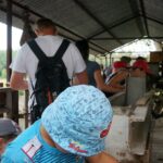 02.08.2017 Podopieczni Miejsko-Gminnego Ośrodka Pomocy Społecznej w Daleszycach oraz Świetlicy Integracyjno-Wspierającej „Promyczek” na wycieczce w zabytkowym młynie / Marcin Różyc - Radio Kielce / Podopieczni Miejsko-Gminnego Ośrodka Pomocy Społecznej w Daleszycach oraz Świetlicy Integracyjno-Wspierającej „Promyczek” na wycieczce w zabytkowym młynie