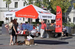 31.08.2017 - Kielce / Rynek - Ostatnia Stacja: Wakacje! / Bartosz Koziej / Ostatnia Stacja: wakacje!