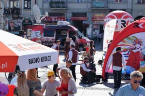 31.08.2017 - Kielce / Rynek - Ostatnia Stacja: Wakacje! / Bartosz Koziej / Ostatnia Stacja: wakacje!