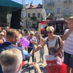 31.08.2017 - Kielce / Rynek - Ostatnia Stacja: Wakacje! / Bartosz Koziej / Wręczenie nagród za wyścig w kapsle