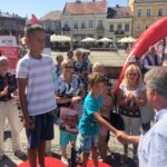 31.08.2017 - Kielce / Rynek - Ostatnia Stacja: Wakacje! / Bartosz Koziej / Wręczenie nagród za wyścig w kapsle
