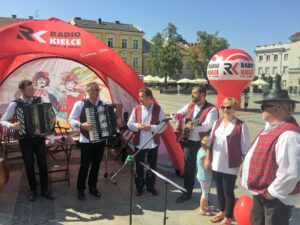 31.08.2017 - Kielce / Rynek - Ostatnia Stacja: Wakacje! / Bartosz Koziej / Kapela Sołtysa